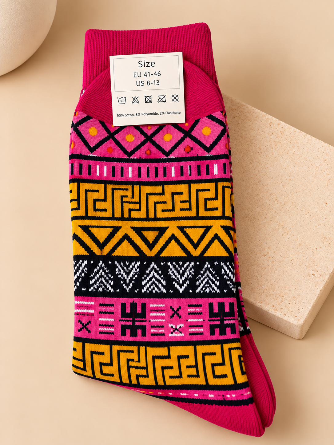 Chaussettes aux motifs africains